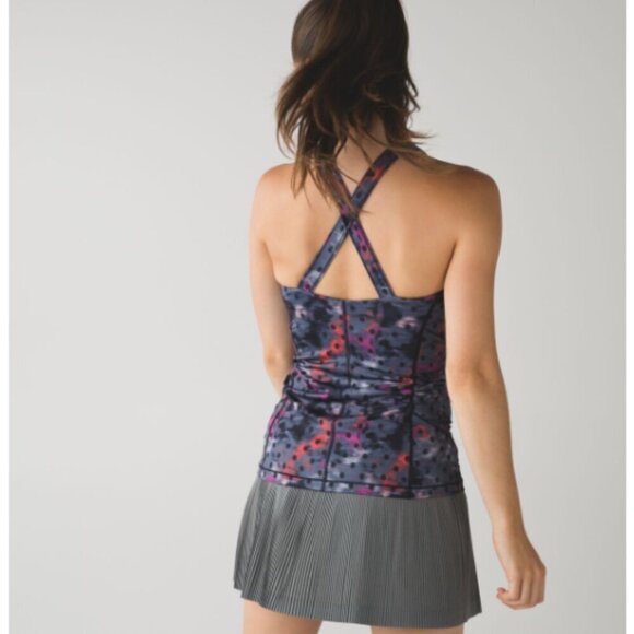 EC Lululemon Kanto Catch Me Tank - Windy Blooms Regal Plum Multi / Black - Sz 4 - Picture 2 of 5